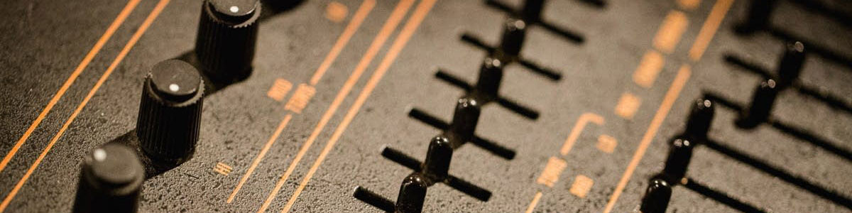 Drum machine (boîte à rythmes)